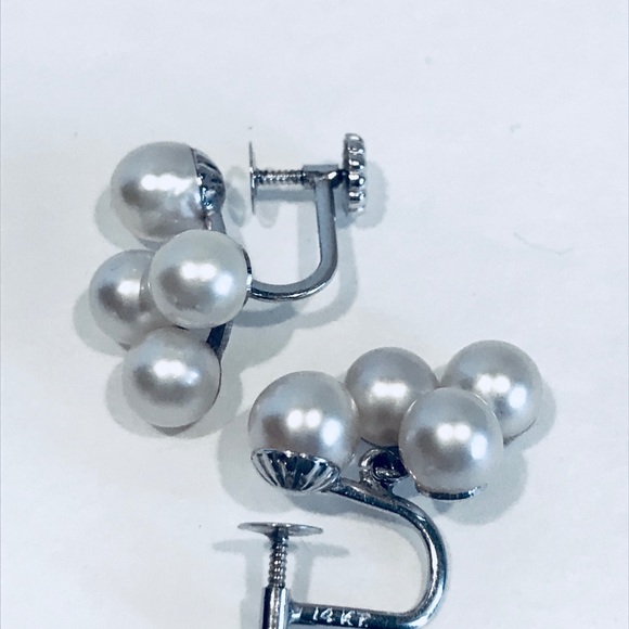 Vintage 14K Solid WG Pearl Earrings - Picture 6 of 8